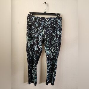 Lululemon Women's Fast Free Crop II Nulux 19" City Lights‎ Multi Black Size 8